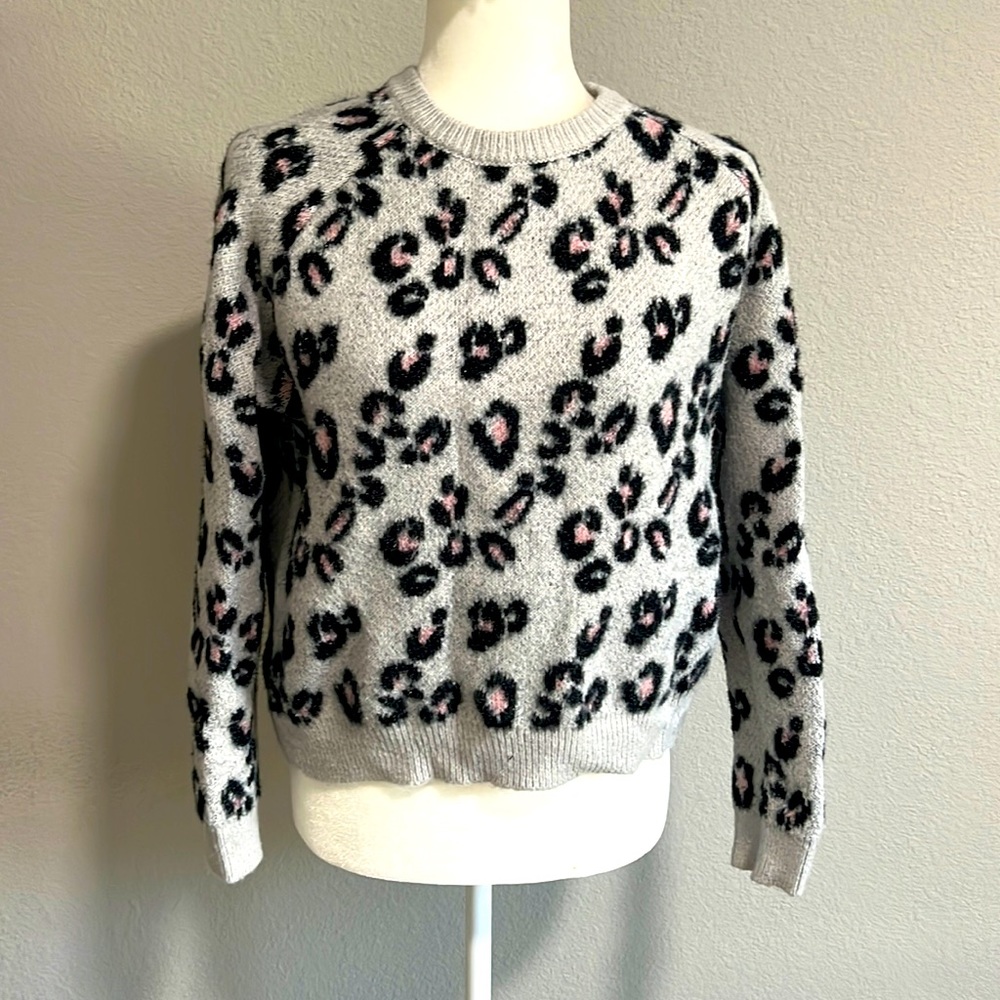 Cheetah Print Sweater. 💖